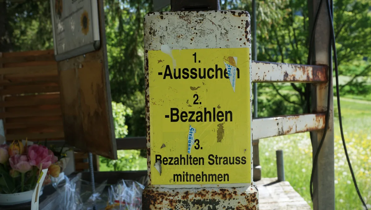 Anleitung an einem Blumenverkaufsstand